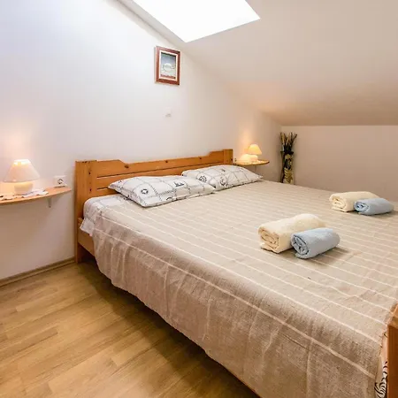 Cozy Apartment In Pula With Wifi Apartamento *